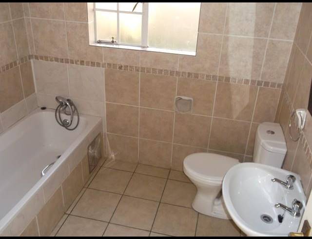 3 BEDROOM APARTMENT TO LET IN NOORDWYK
